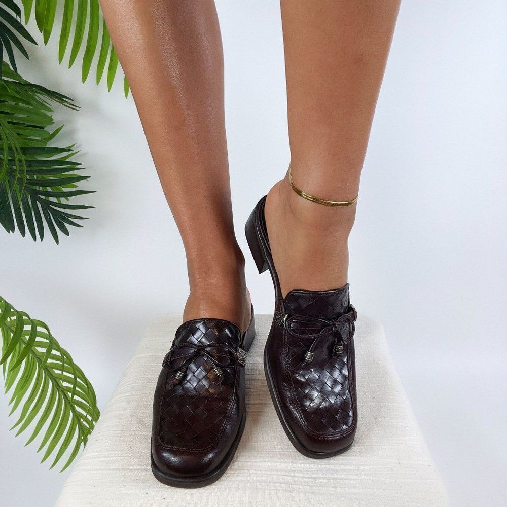 Vintage 90s Brown Dark Academia Slip On Preppy Cottagecore Heeled Mules / 7.5